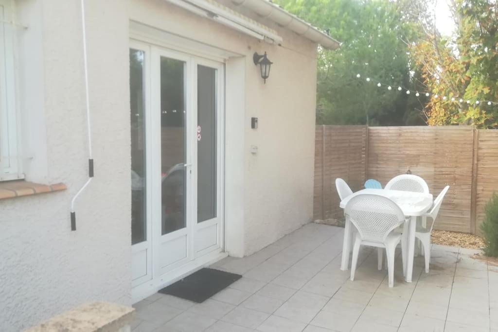 Gite Aux Aspres Logement De 65M² Fontcouverte  Exterior photo